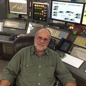 Meet your Posher, Dennis